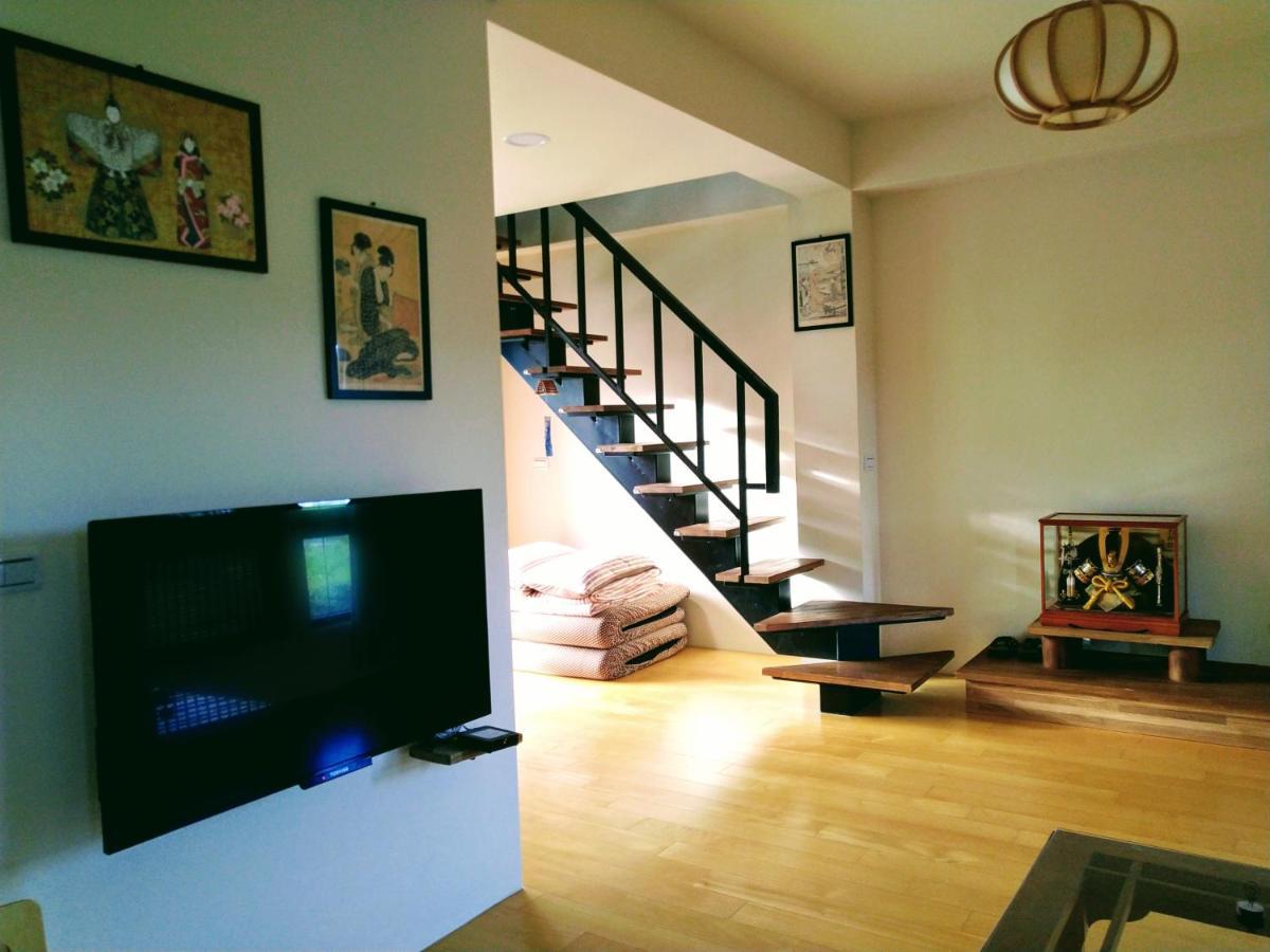 Celine'S B&B Fenglin Bagian luar foto