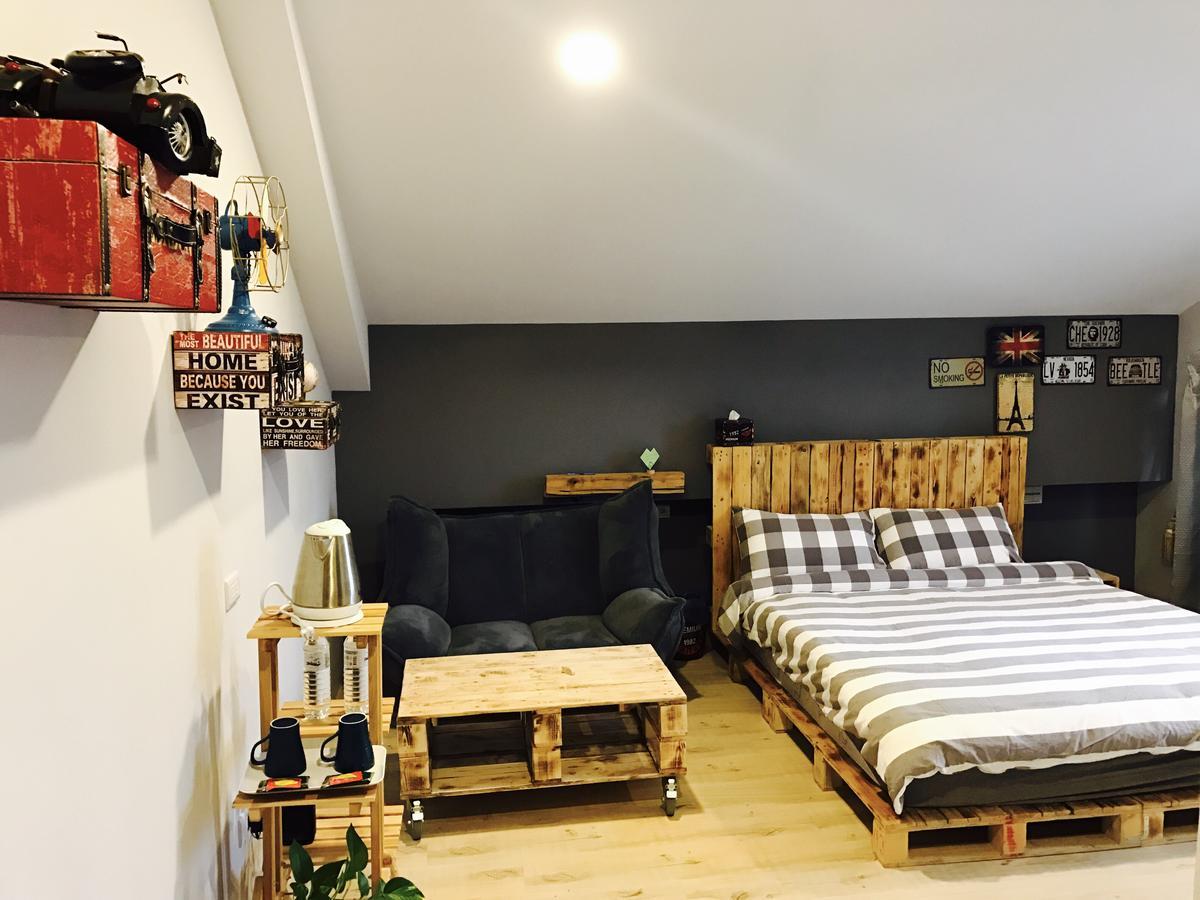 Celine'S B&B Fenglin Bagian luar foto