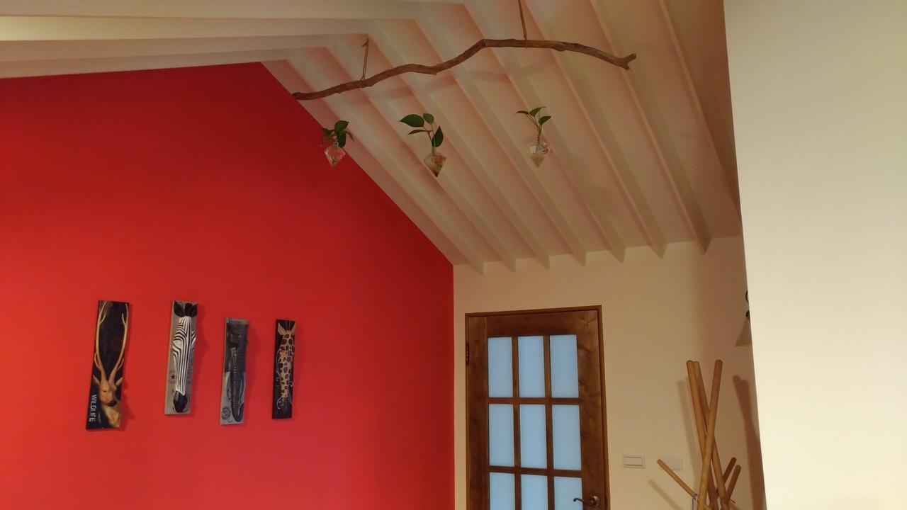 Celine'S B&B Fenglin Bagian luar foto