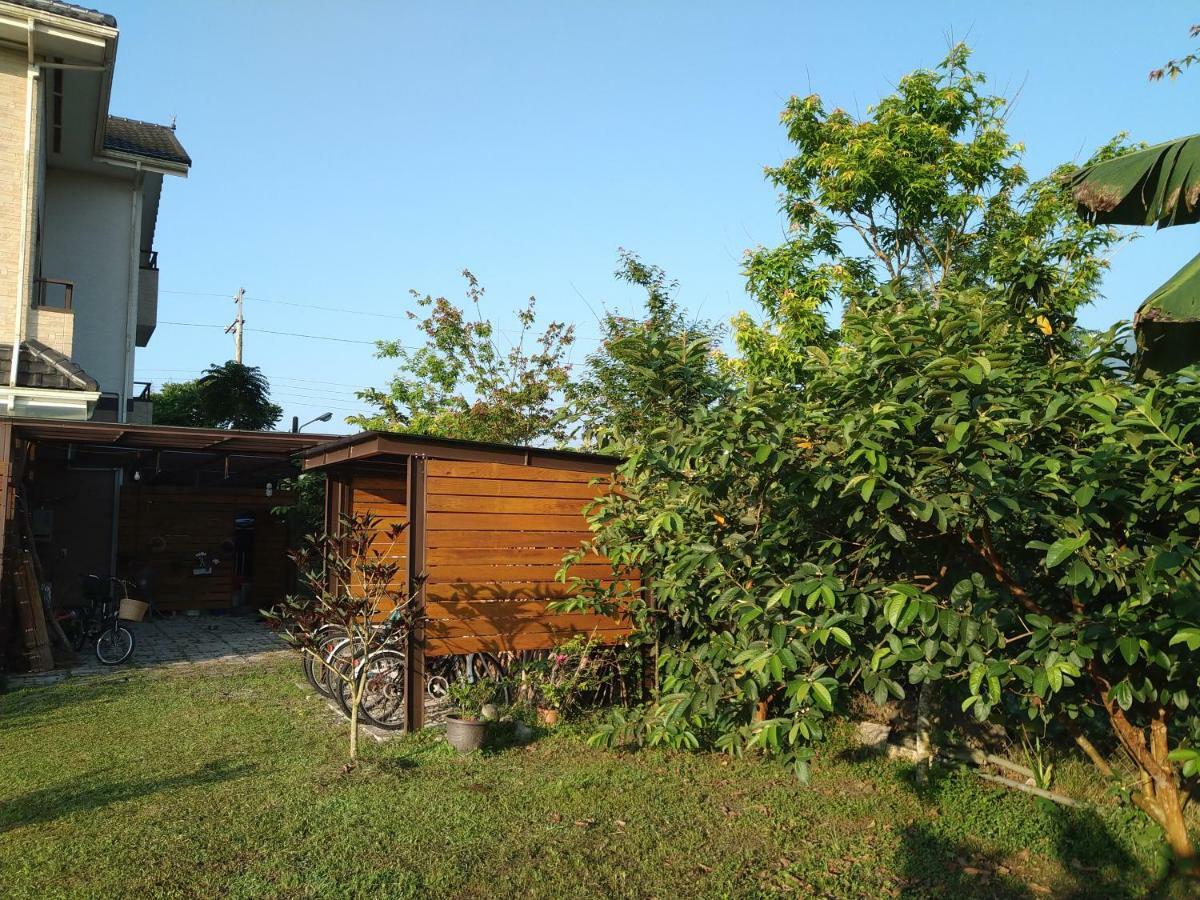 Celine'S B&B Fenglin Bagian luar foto