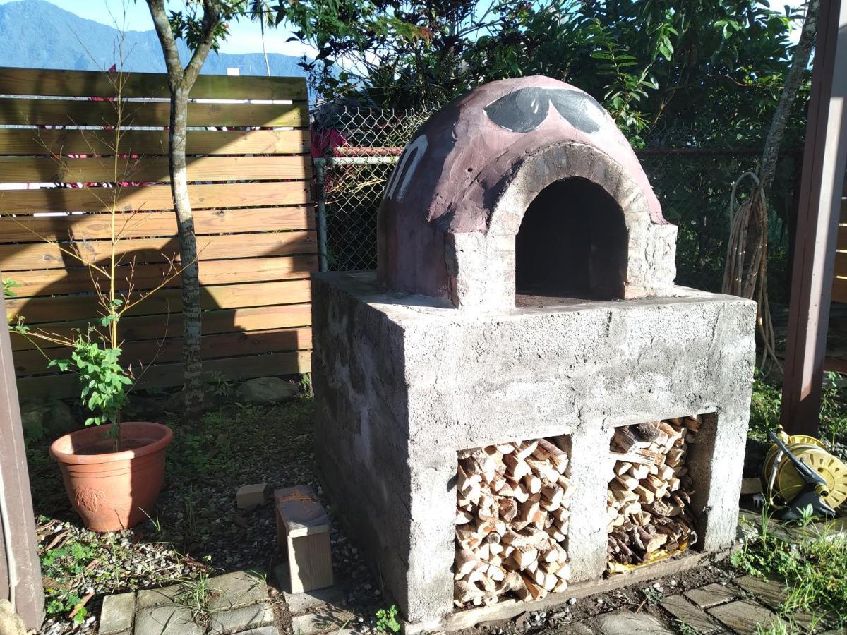 Celine'S B&B Fenglin Bagian luar foto